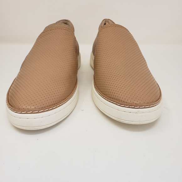 Naturalizer Zola Slip On Sneakers NIB - Picture 3 of 6